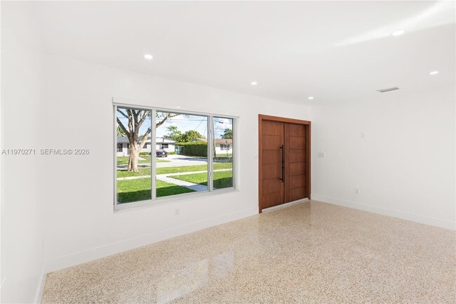 Building Photo - 6030 SW 109th Ct