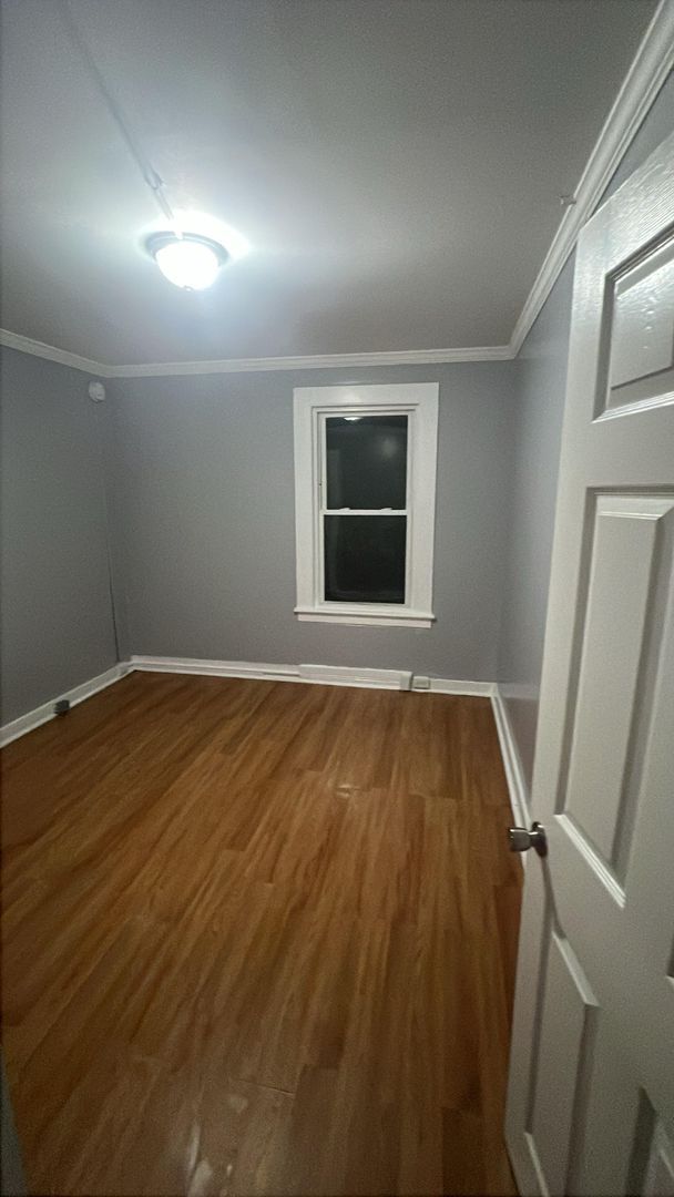 Building Photo - 116 Willow St