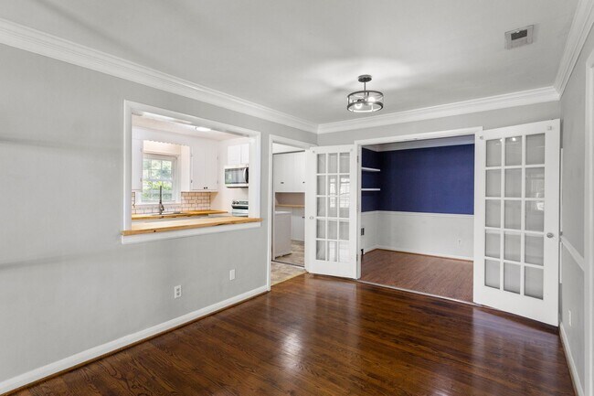 Building Photo - Charming Renovated 3-Bedroom Home in Riverside Near CNU & Mariner’s Museum