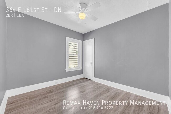 Building Photo - 364 E 161st St