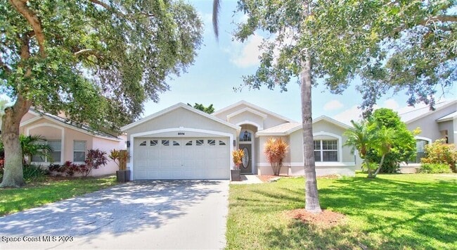 Primary Photo - 8006 Bracken Ln