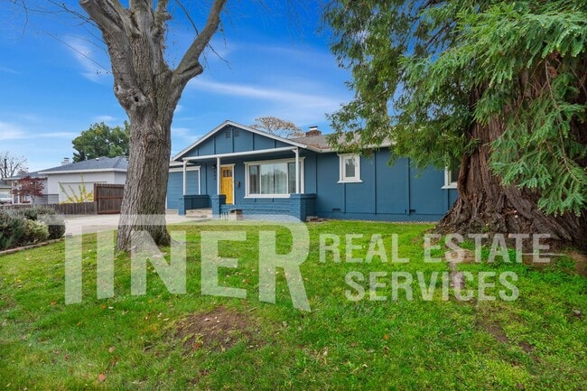 Building Photo - 603 11th St