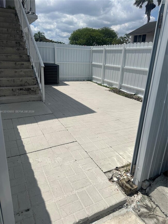 Building Photo - 8460 SW 156th Pl