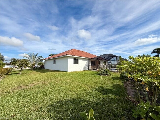 Building Photo - 1700 SW 30th Terrace