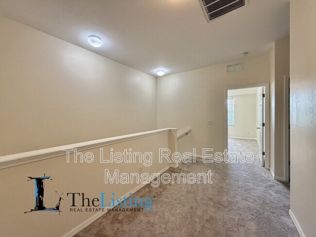 Building Photo - 4052 Alan Dr