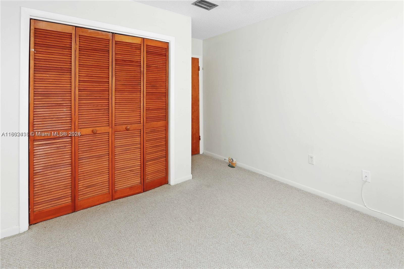Building Photo - 2500 SW 113th Ct