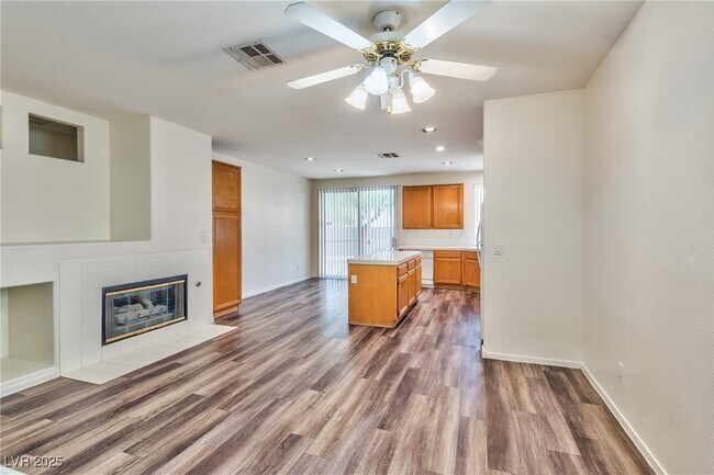 Building Photo - 8995 Libertyvale Dr
