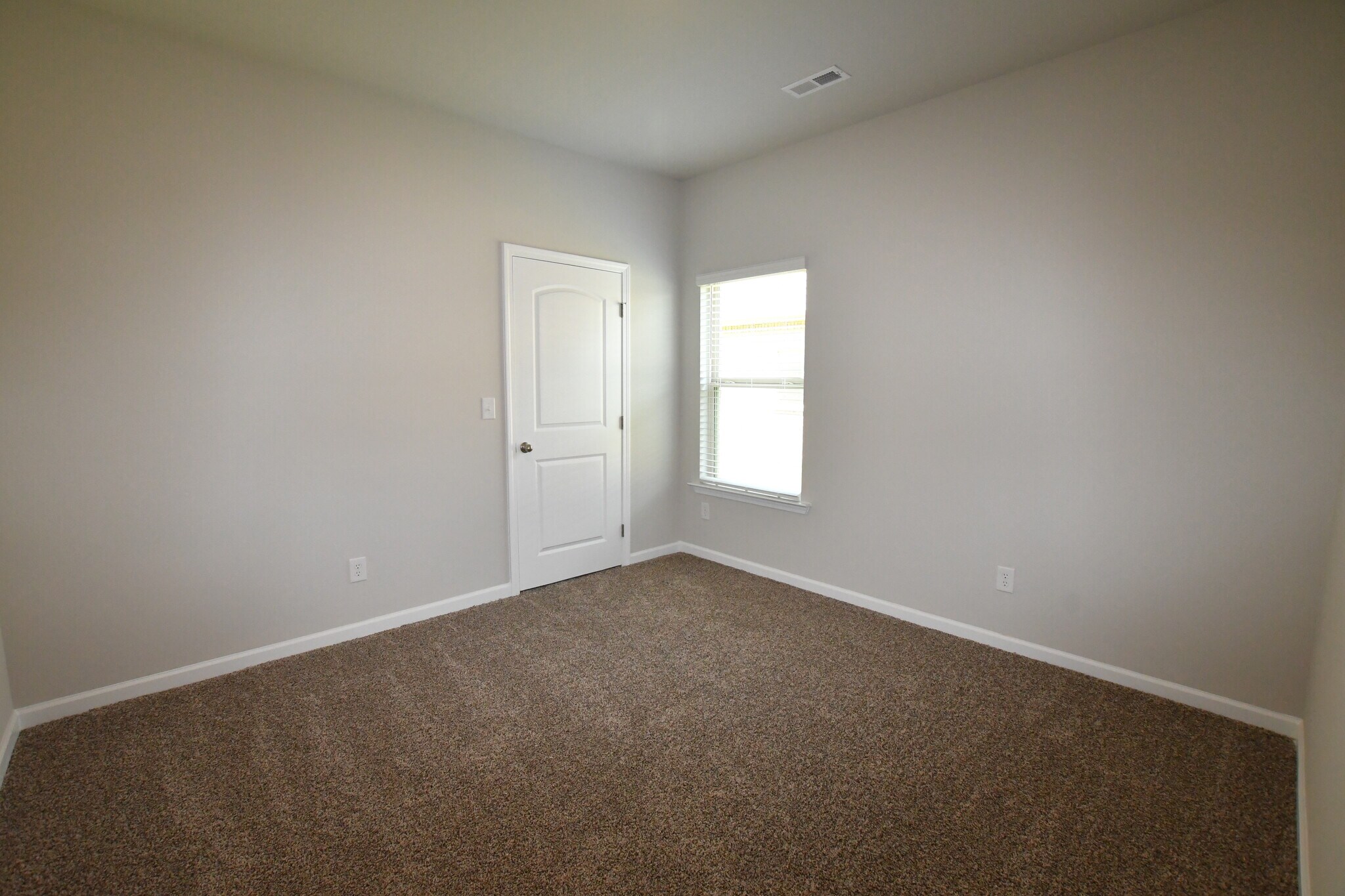 Building Photo - 109 Delilah Ln