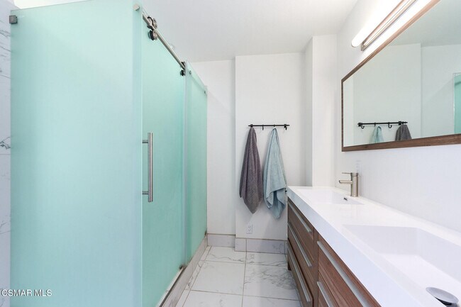 Building Photo - 3078 Saddleback Ct