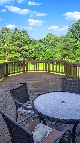 Building Photo - 6636 Isle of Skye Dr