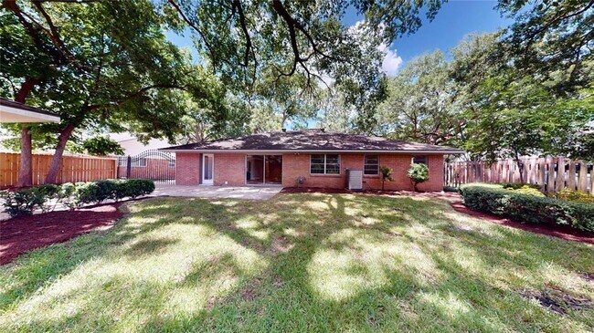 Building Photo - 5243 Indigo St
