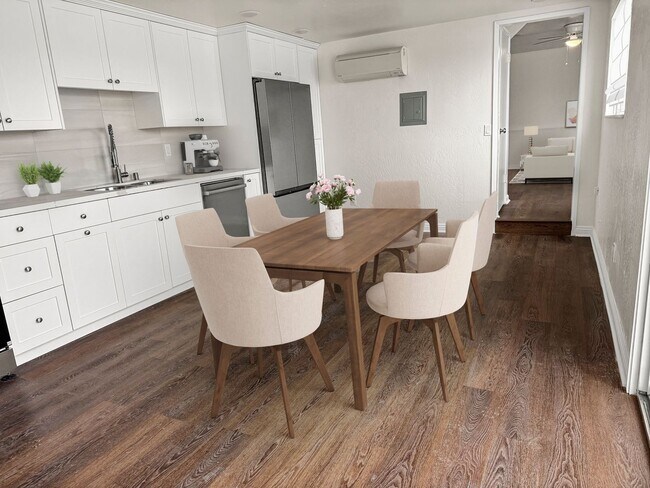 Building Photo - 2592 Yucca Rd