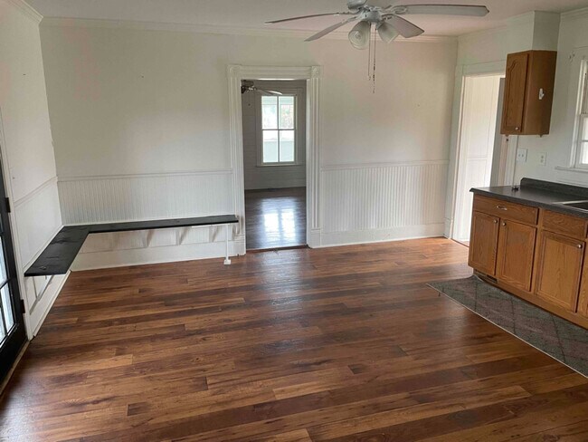 Building Photo - 10507 Gordon Rd