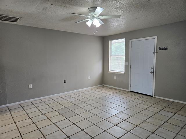 Building Photo - 7394 Cottonwood Creek Rd