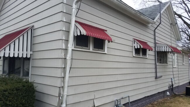 Building Photo - 2350 Germantown St