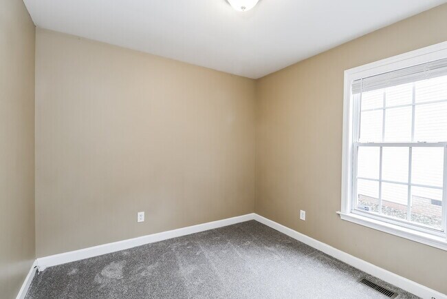 Building Photo - 2321 Wednesbury Ct