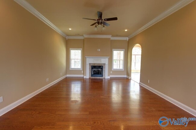 Building Photo - 13176 Arbor Ridge Dr
