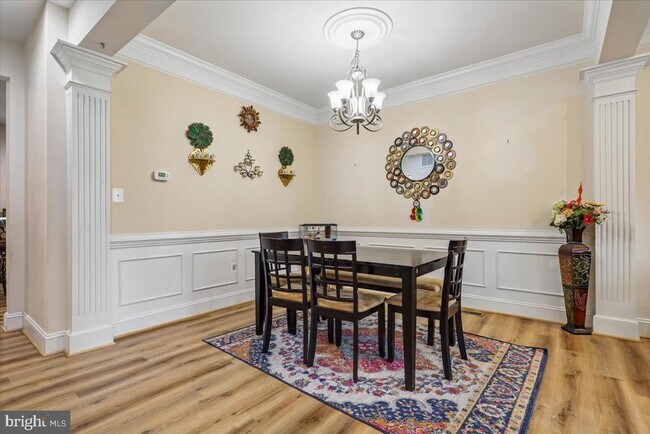 Building Photo - 25128 Deerhurst Terrace