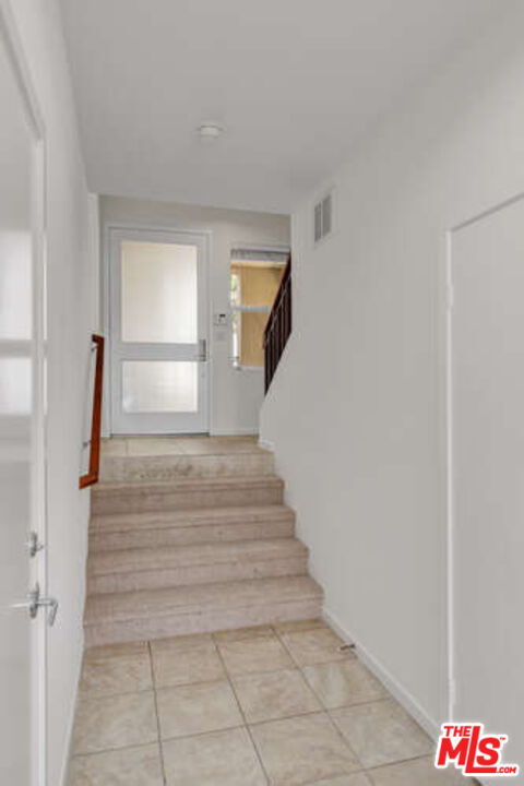 Building Photo - 6532 S Para Way
