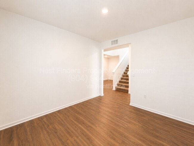 Building Photo - 161 Chesterwood Rd