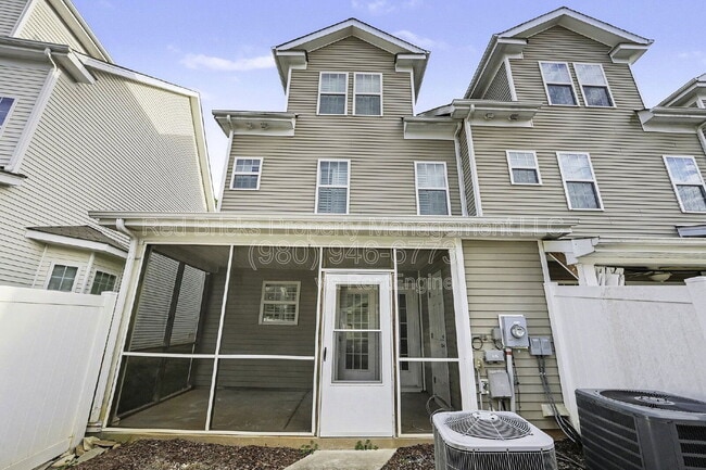 Building Photo - 13844 Cypress Woods Dr