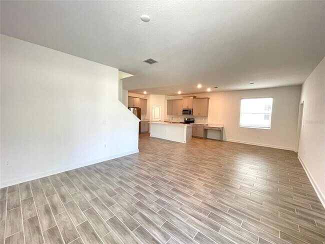 Building Photo - 11432 Rhyme Ave