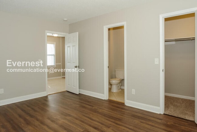 Building Photo - 100 Shackleford Rd