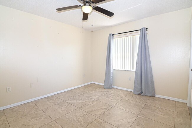 Building Photo - 2238 Mystic Ring Loop