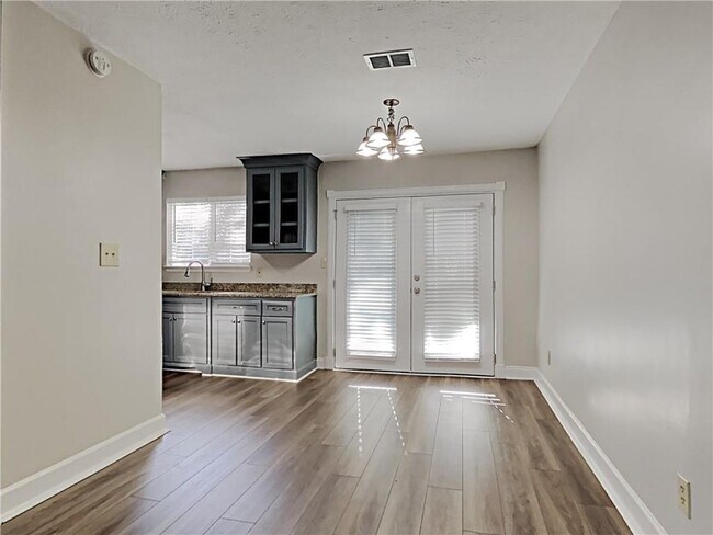 Building Photo - 968 Country Oaks Ct