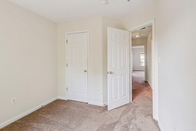Building Photo - 13404 Fountain Club Dr
