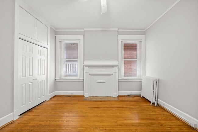 Building Photo - 1721 Hanover Ave