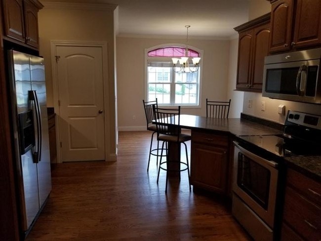 Building Photo - 3 bedroom in Asbury IA 52004