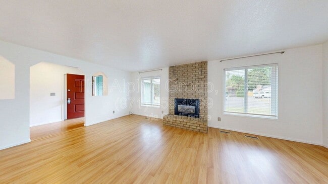 Building Photo - 2314 SE 53rd Ave