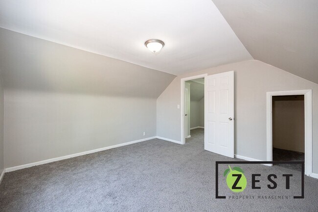 Building Photo - OPEN HOUSE- 3/5! 3PM-330PM! Beautiful 3 Bedroom Home!!!