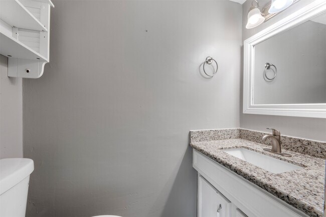 Building Photo - 11610 S Kirkwood Rd