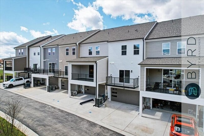 Building Photo - 231 Golden Haze Aly