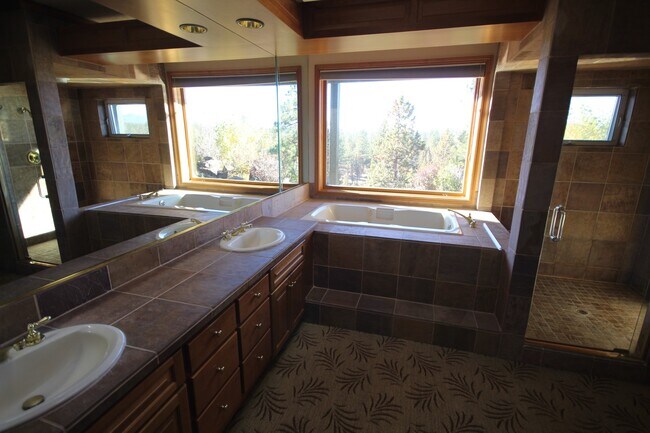 Building Photo - Custom Built Home in a Country Setting, 3 ...