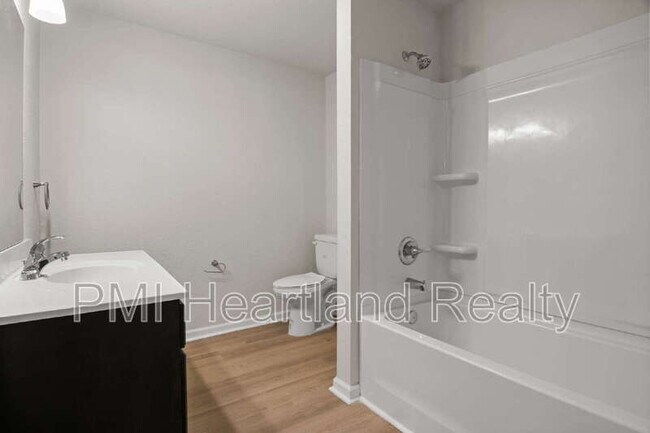 Building Photo - 260 Spanish Moss Cir