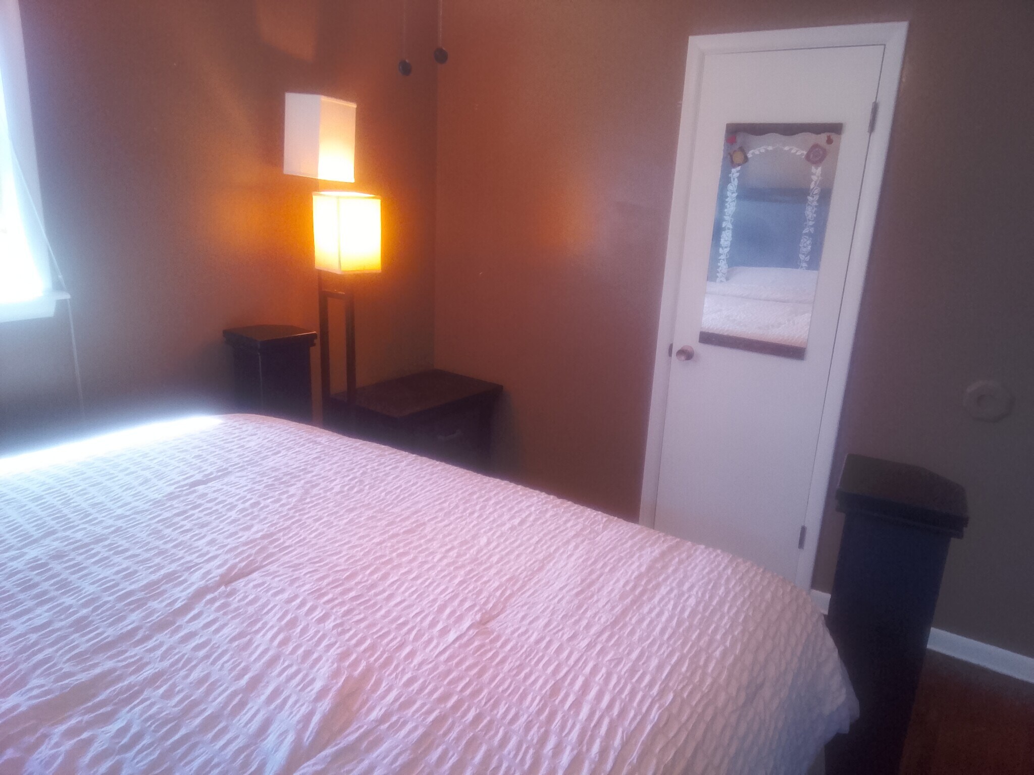 Building Photo - 10208 E 7th St