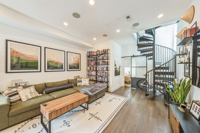 Building Photo - 3453 Holmead Pl NW