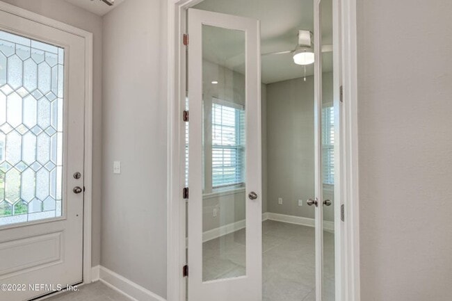 Building Photo - 55 Bluebonnet Way