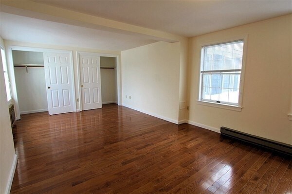 Building Photo - 27 Fallon Ct