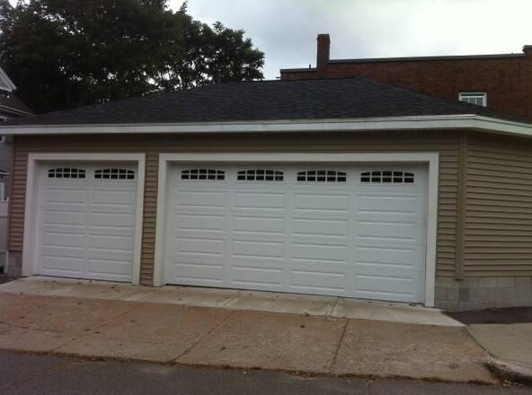 Building Photo - 384 Langley Rd