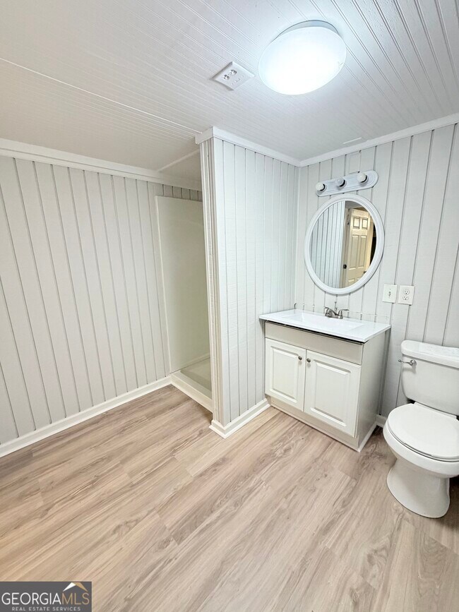 Building Photo - 125 Lillian Dr