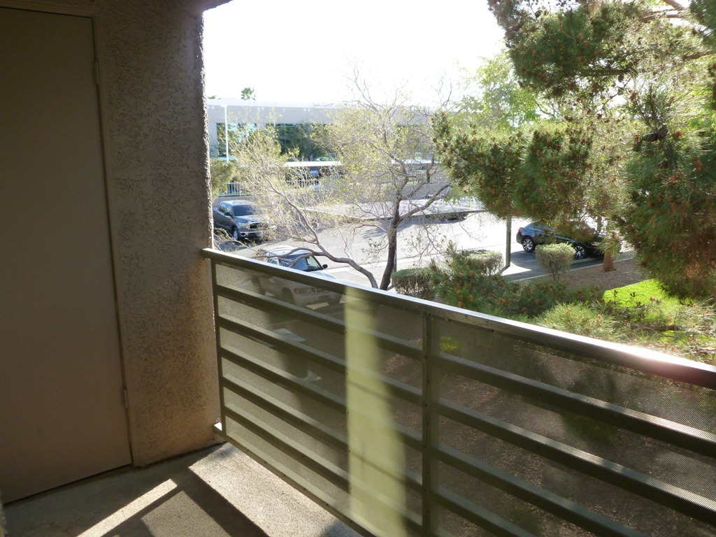 Building Photo - 2101 Sealion Dr