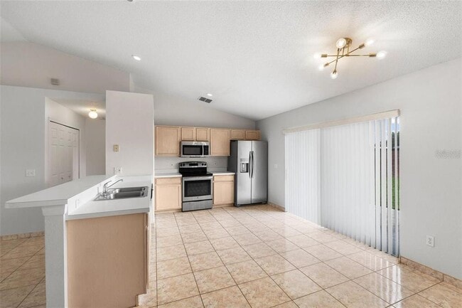 Building Photo - 4240 Settlers Ct