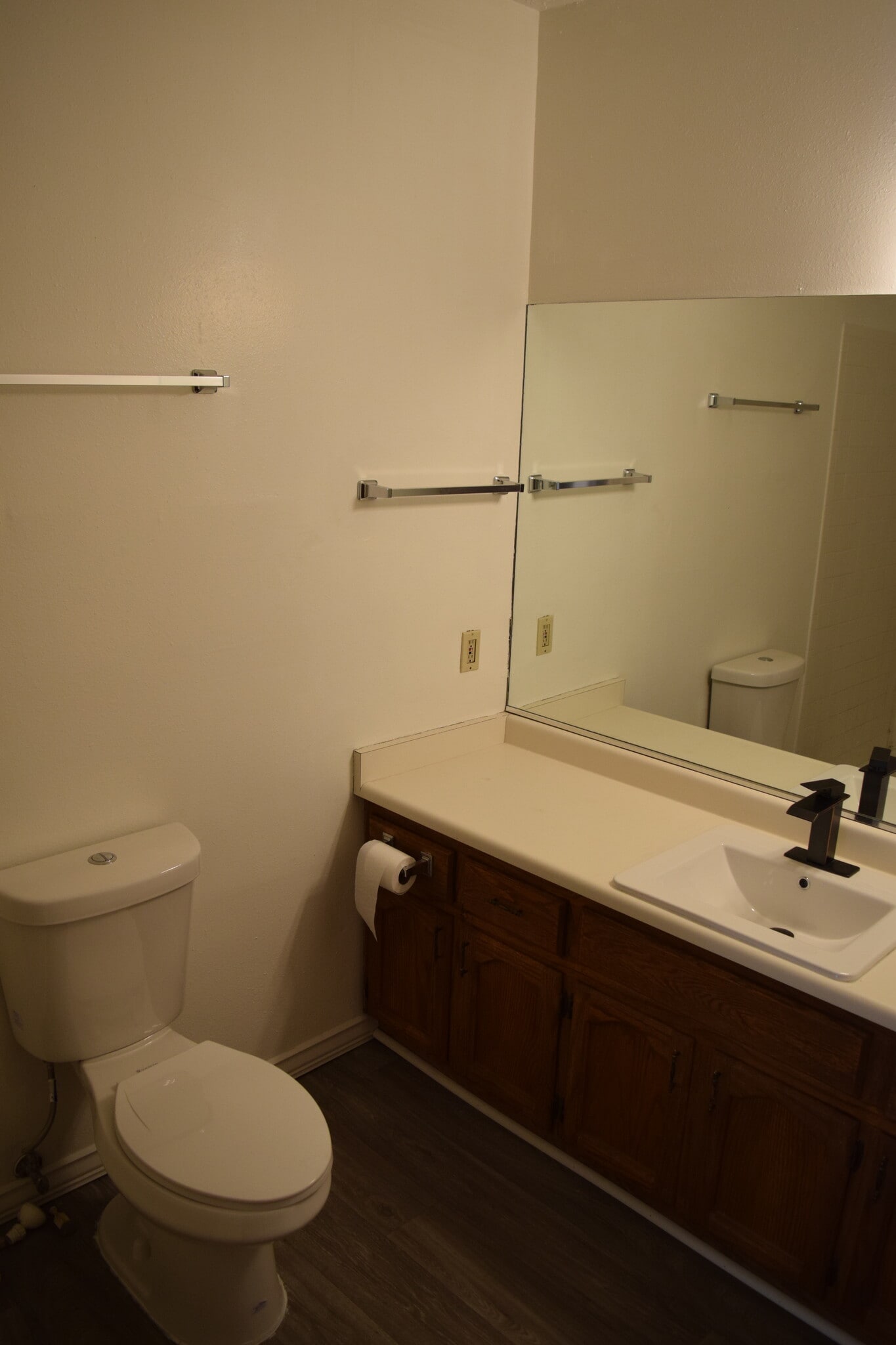 Building Photo - 1937 Sunshine Ter SE