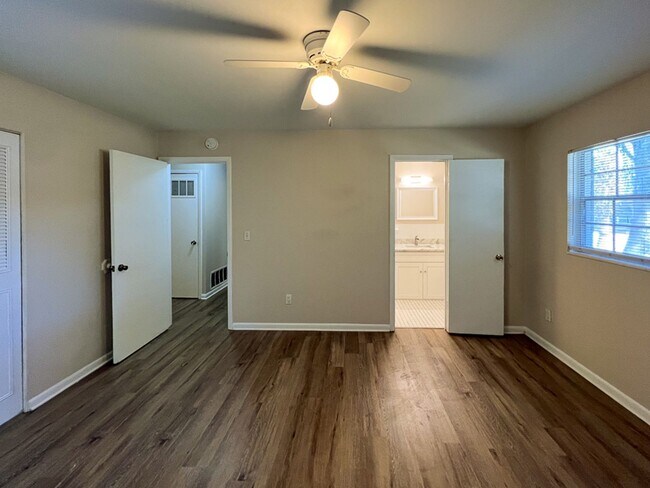 Building Photo - 2110 NW 54th Terrace