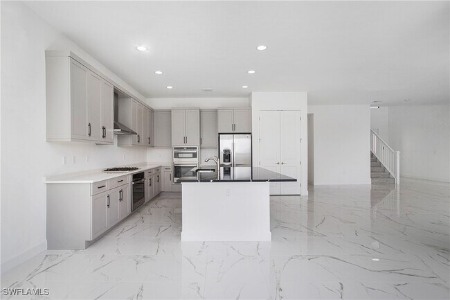 Building Photo - 12794 Woodbury Dr