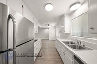 Building Photo - 834 2nd St.